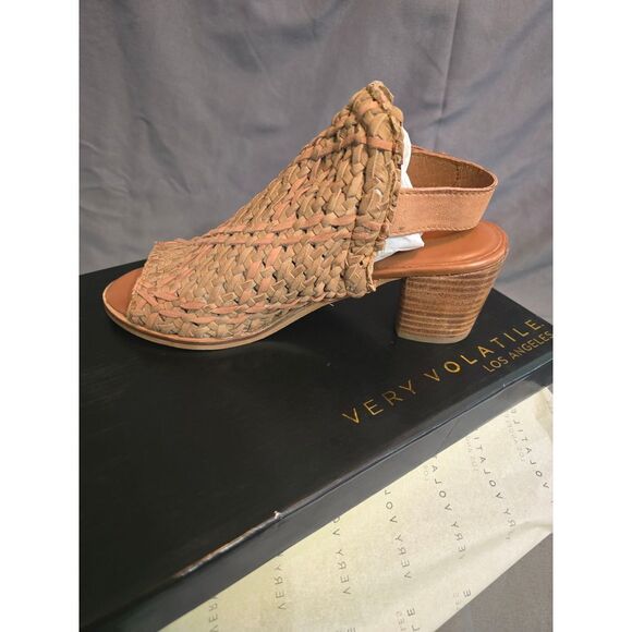 NWT Very Volatile Women's Longview Heeled Sandal Size 7 - Picture 3 of 6